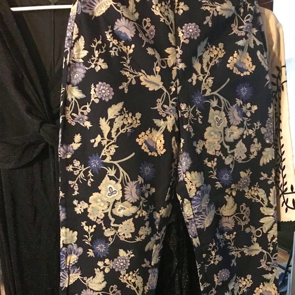 Floral Flat Front Slacks - Ann Taylor Loft S 10